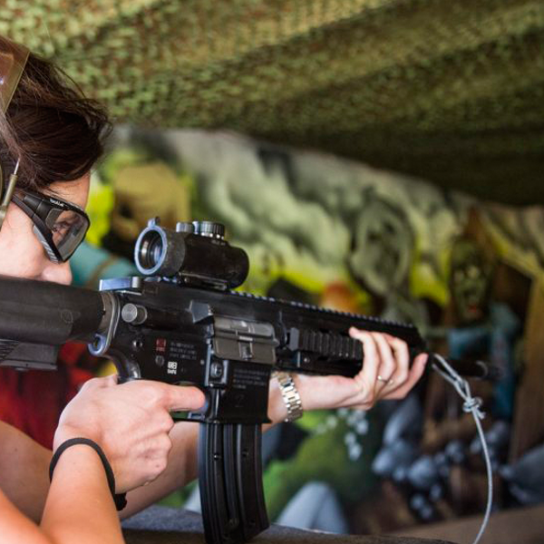 Hen-Rifle-Shooting